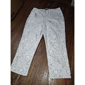 Size 10 Charter Club Jeans Tan White Floral Denim Stretch Capris Cropped Pants